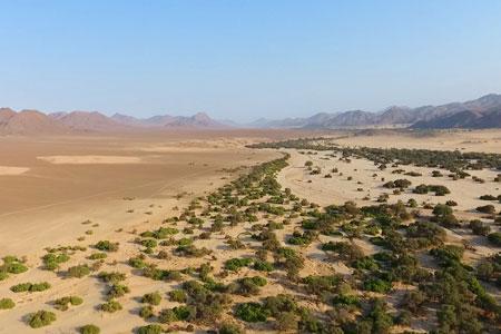 Unglaubliche Ausblicke in die Wüste