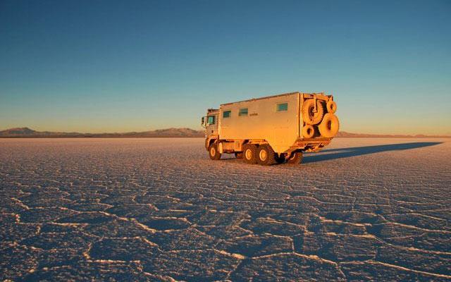 Custom made off road and expedition motor homes