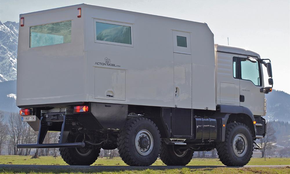 Pure 4500 HB 4x4 compact motorhome