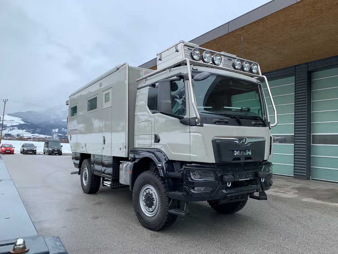 EXPOSE TEMET 5600 252 K 1