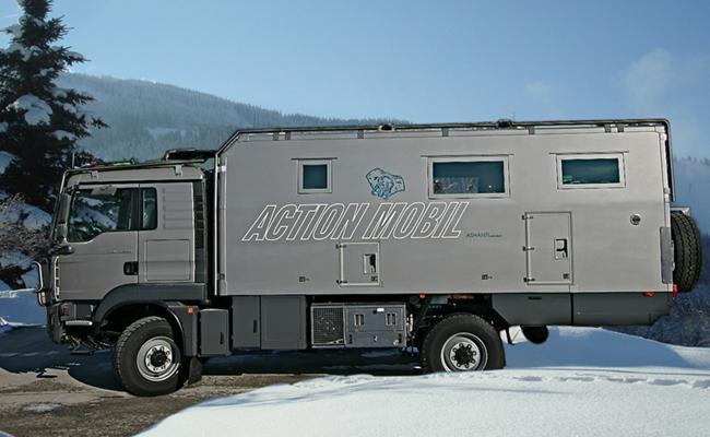 Long-haul motor home Ashanti