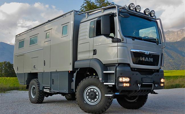 World traveler-expedition vehicle ATACAMA-6300