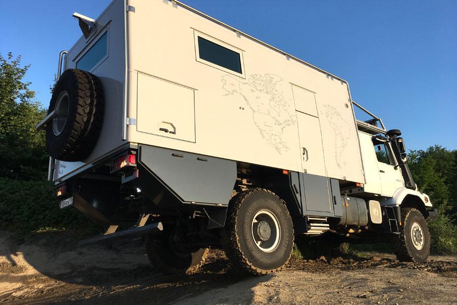 Pure 5000 Zetros back view